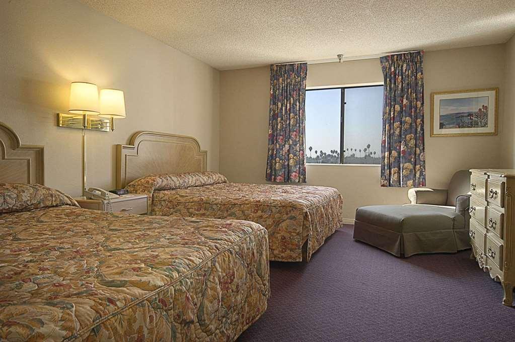 Ramada By Wyndham Los Angeles/Wilshire Center Εξωτερικό φωτογραφία