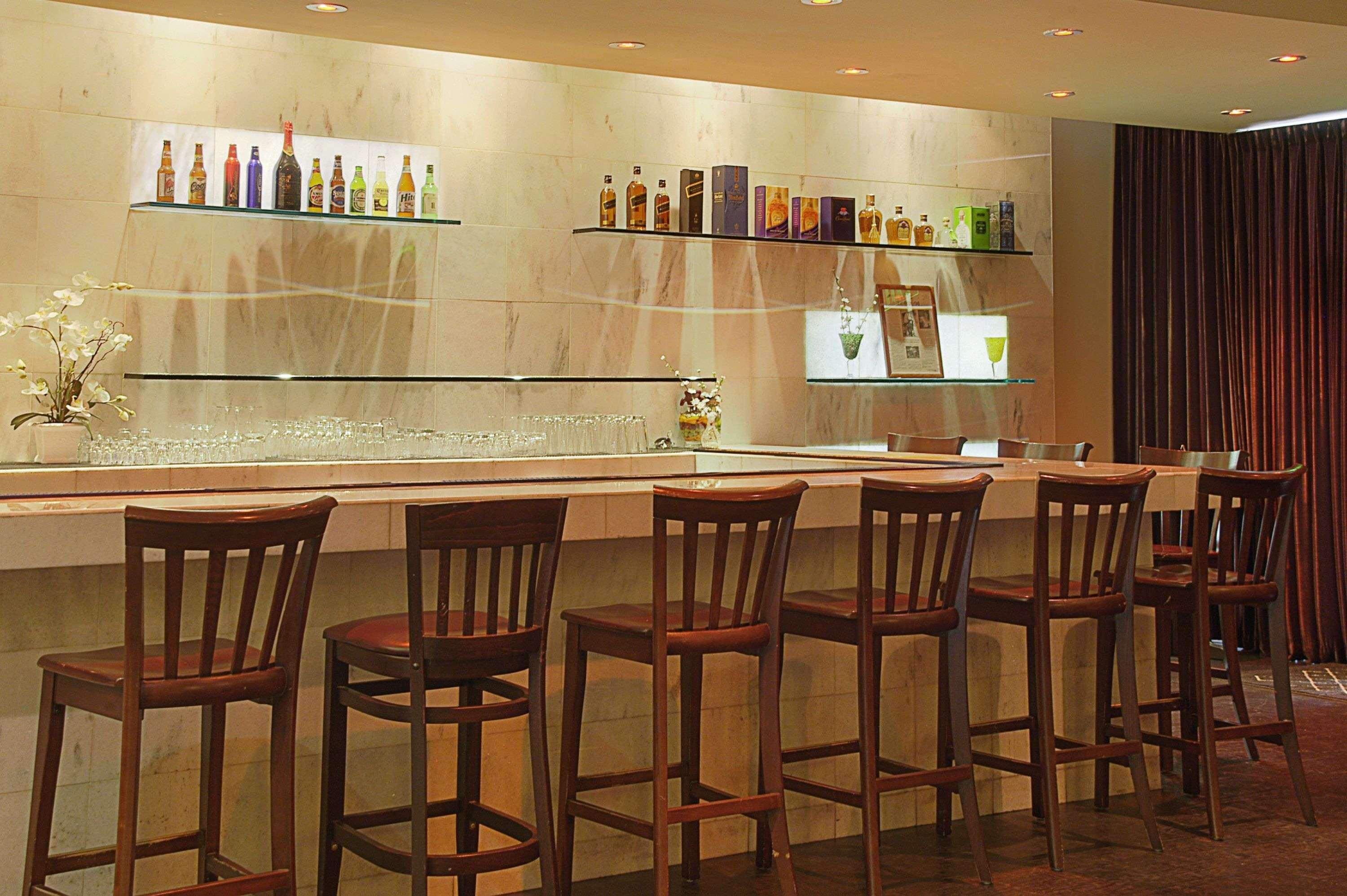 Ramada By Wyndham Los Angeles/Wilshire Center Εξωτερικό φωτογραφία