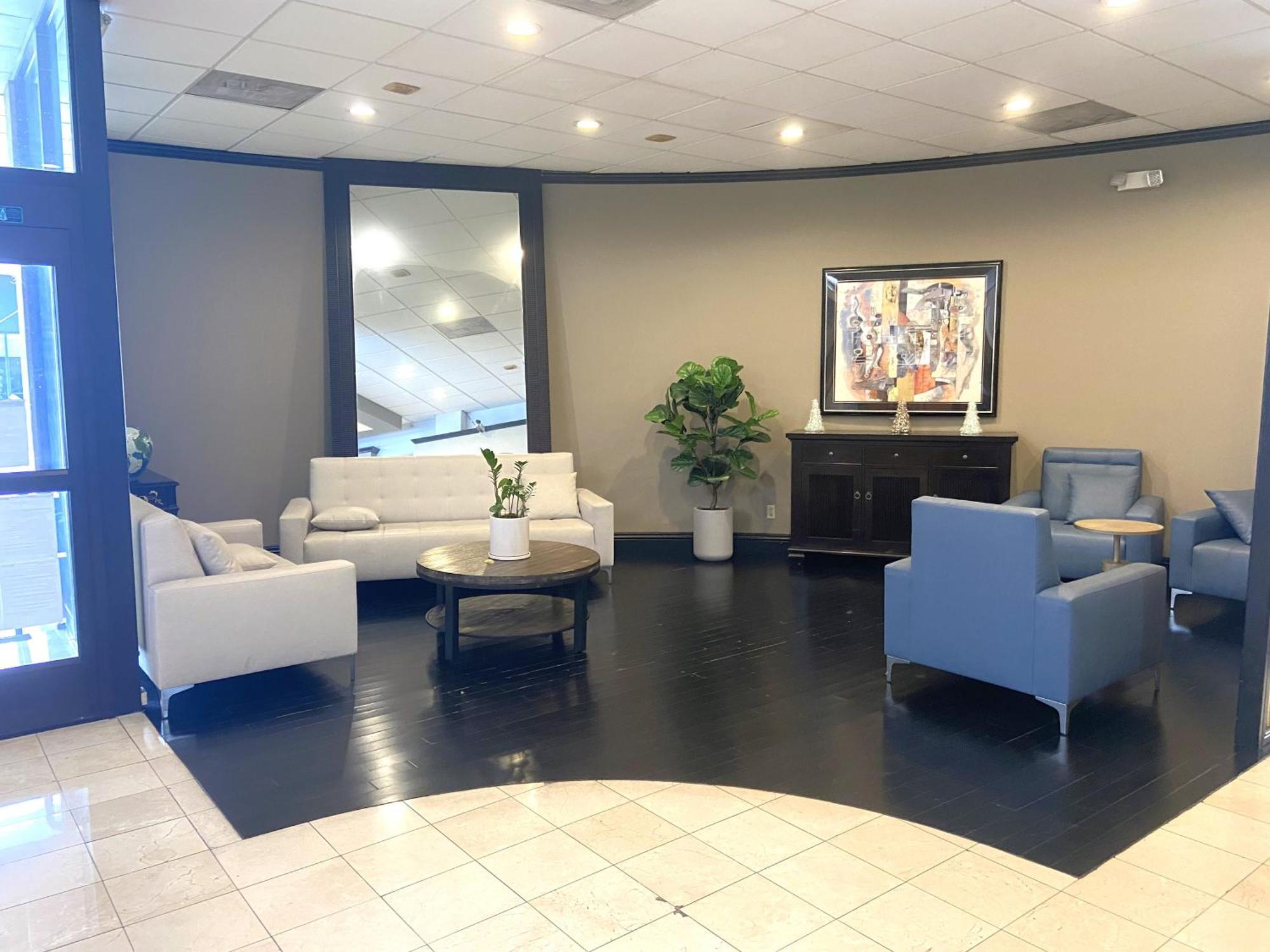 Ramada By Wyndham Los Angeles/Wilshire Center Εξωτερικό φωτογραφία