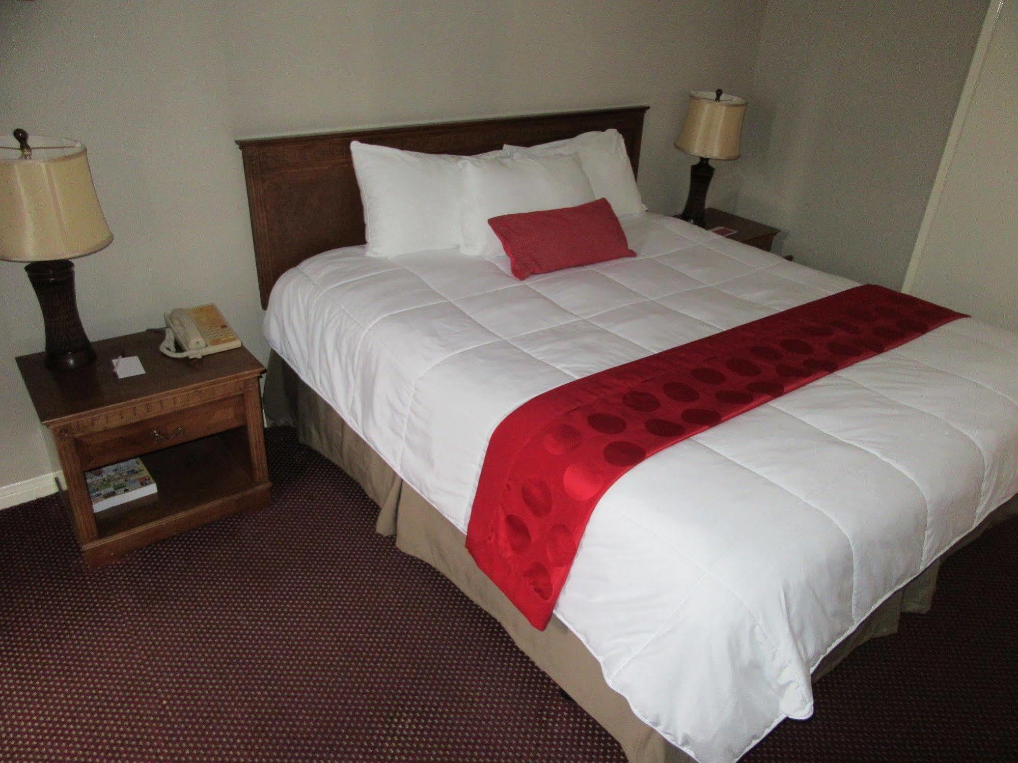 Ramada By Wyndham Los Angeles/Wilshire Center Εξωτερικό φωτογραφία