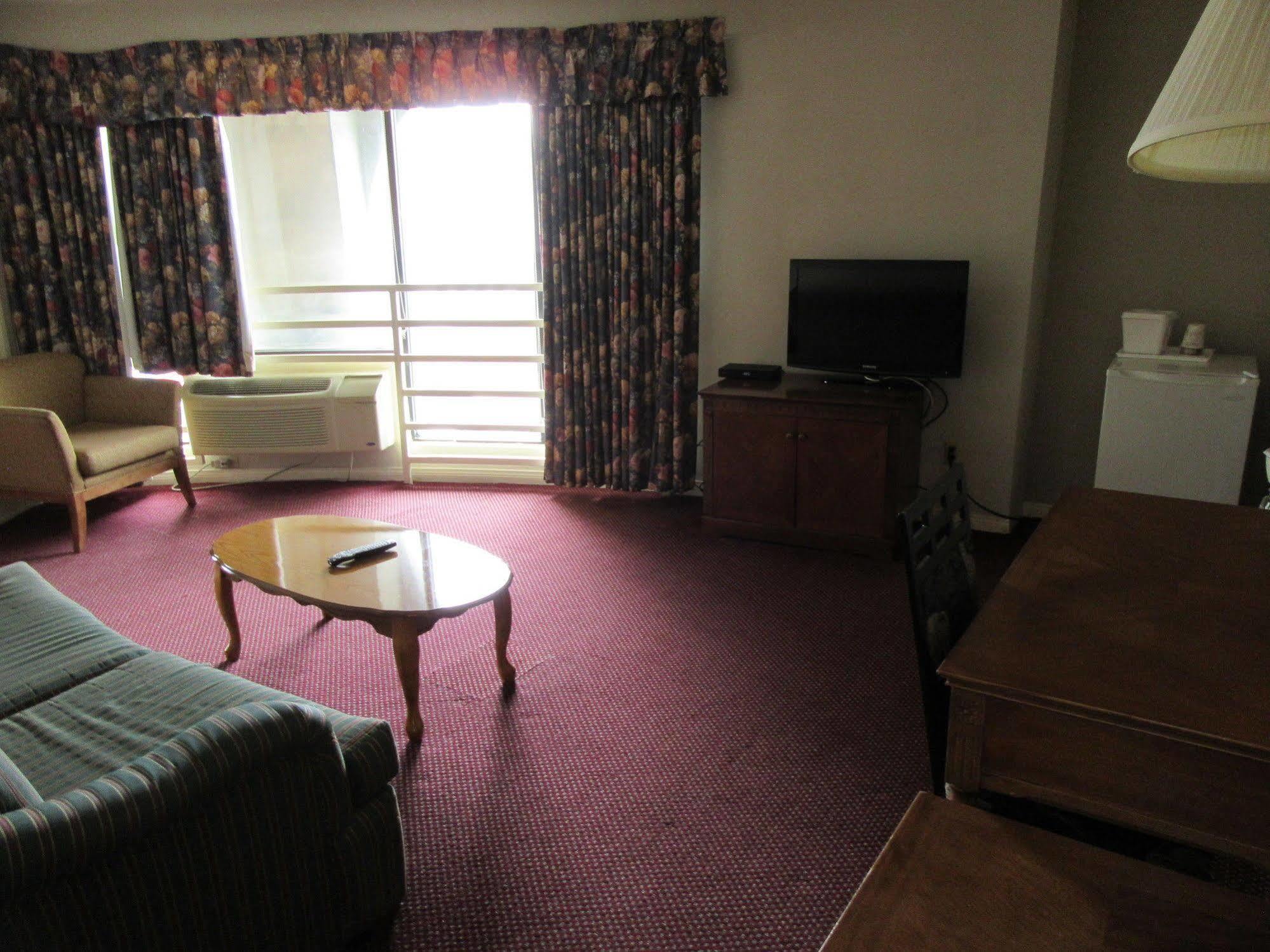 Ramada By Wyndham Los Angeles/Wilshire Center Εξωτερικό φωτογραφία